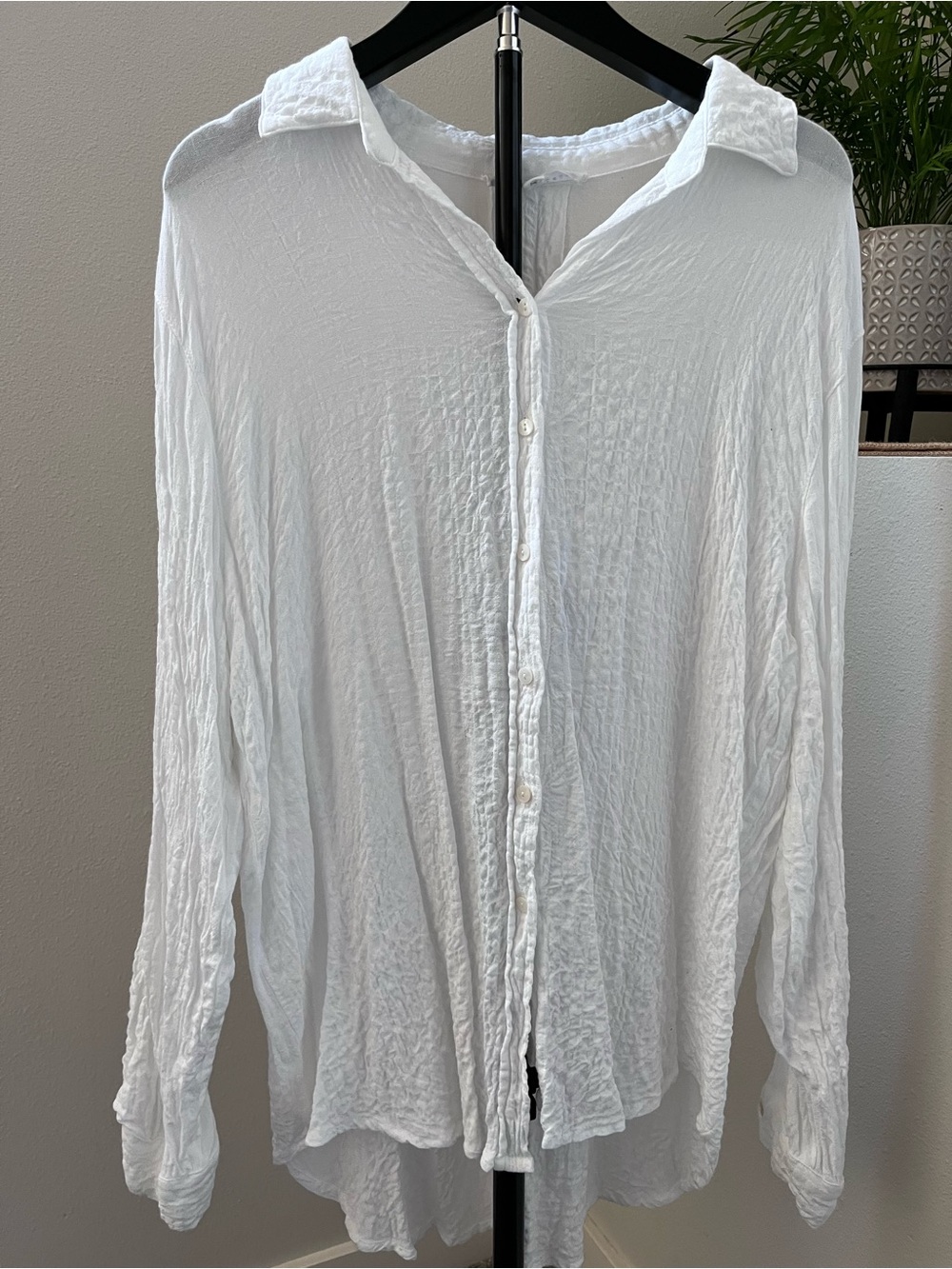 Women's White Crinkle Button-Up Shirt/Beach cover up